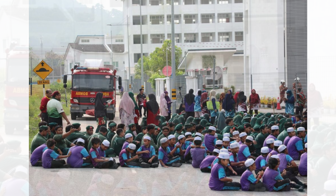 Program latihan Kebakaran dan evakuasi bangunan Pusat Pendidikan Al-Itqan berlangsung dengan jayanya